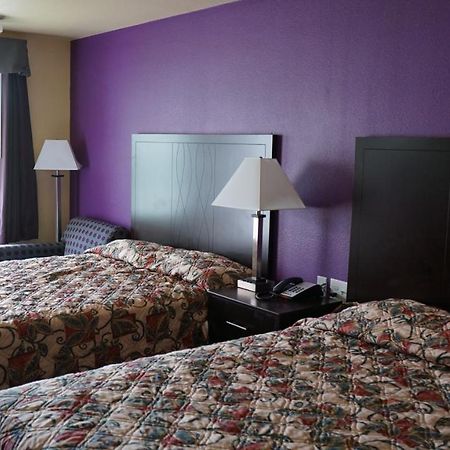 Village Motor Inn Austin Bagian luar foto